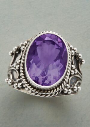 Arienne Amethyst Ring